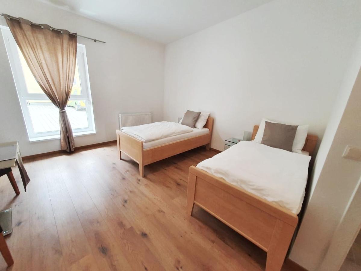 Pottsching Gaestezimmer Oedenburgerstrasse מראה חיצוני תמונה