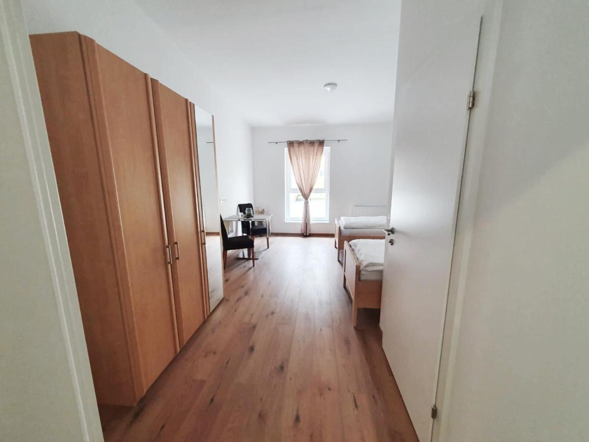 Pottsching Gaestezimmer Oedenburgerstrasse מראה חיצוני תמונה